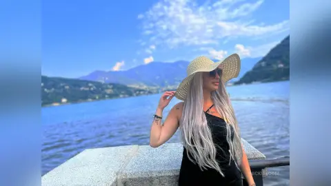 NickiBloom — vacay
