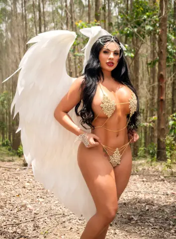 ChanelBrandd — Streamate Photos