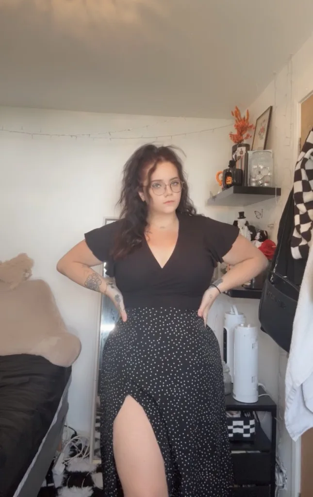 CurvyQueenCleo