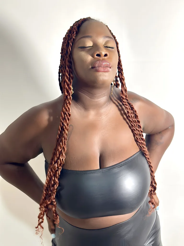 MilaBreast — Streamate Photos