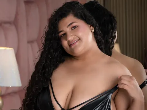 MarianaHolms cam model