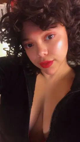 Helenna59 — Streamate Photos