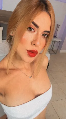 ambercherry — Streamate Photos