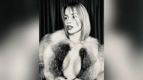 RachelVixen — B&amp;W 🫣