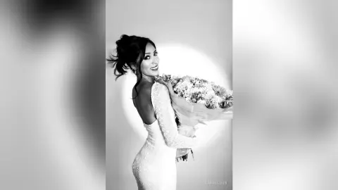 LaraOlson — Black and white