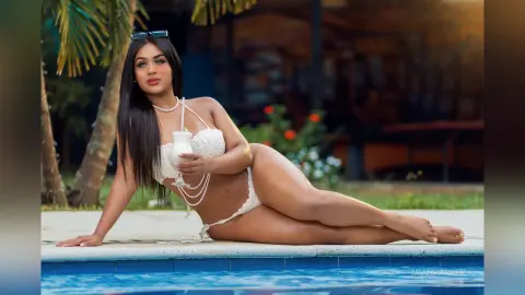 Miah — Pool day with this latina 😋