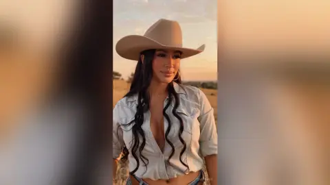 CamiRous — 🐴🍃