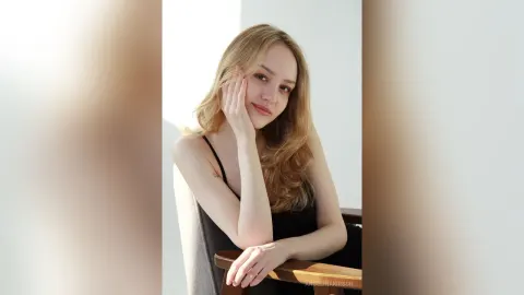 AngelinaKirsch — cutie me