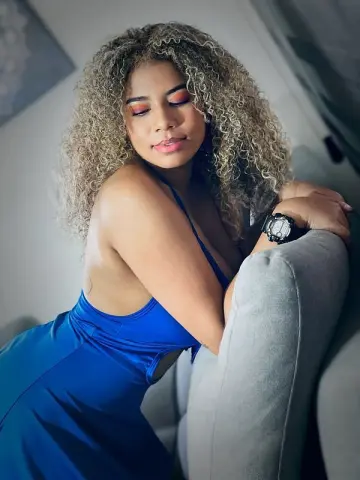 Rosalia_Love — Streamate Photos