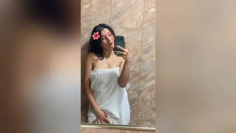 AriadnaGrow — In my shower