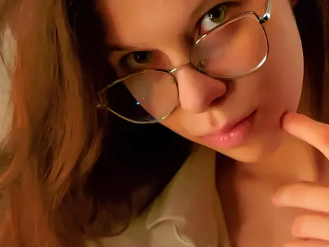JulinaGoroven cam model