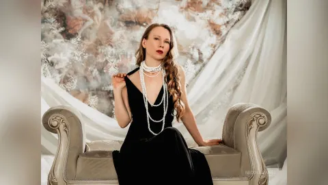 NicoleRabel — Your queen