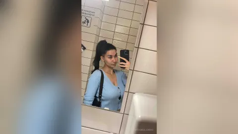 MirandaLandeo — Me