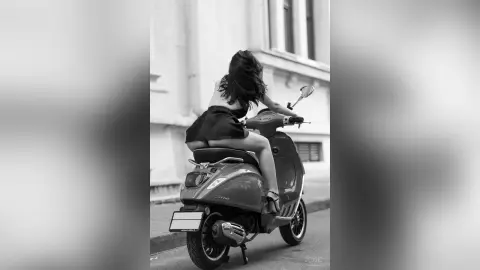 Jessie — Ride w me baby!
