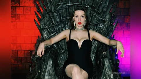 SofiaBimboss — On the throne