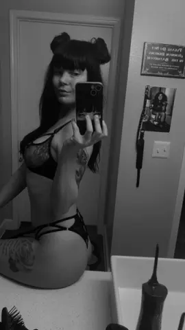 BettiePainXO — Streamate Photos