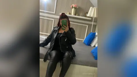 RenataWalls — Sexy