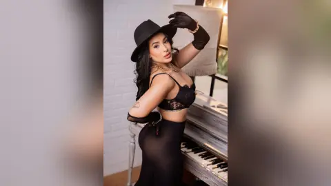 NiaSalvatore — Black stockings