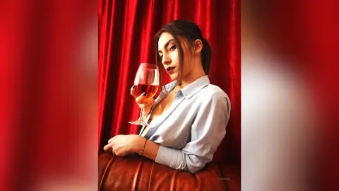 AlmaShannon — cheers🍷