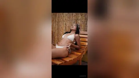 EllieCarter — Summer Time ! 👙