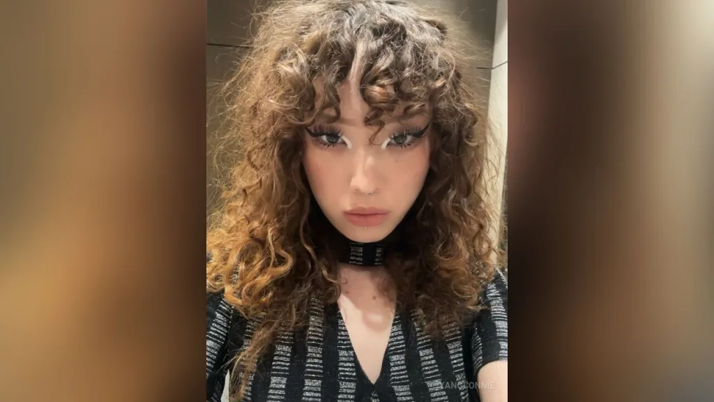YangConnie