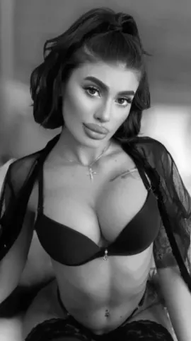DariaAmaris — Streamate Photos