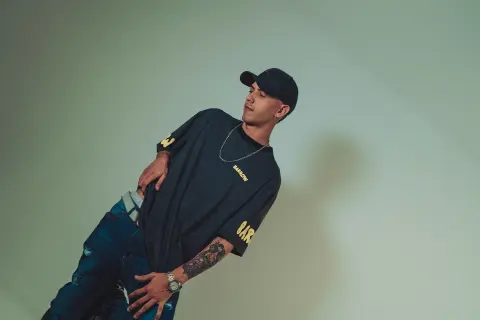 DerryAndIzzy — Streamate Photos