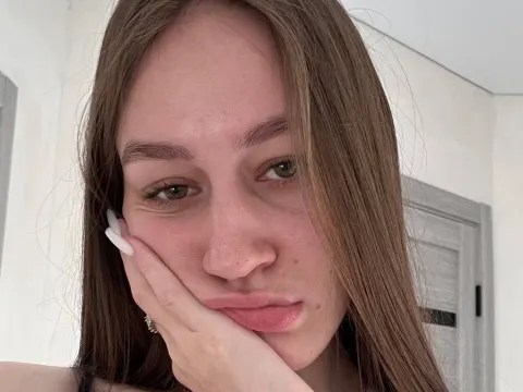 VeraScott cam model