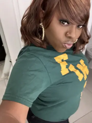 StaceyBaker — Streamate Photos