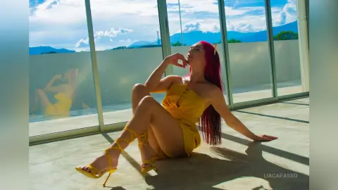 LiaCapasso — YELLOW IS MY COLOR