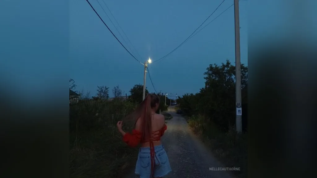NelleCauthorne