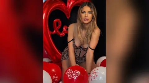 ValerieNicolle — Happy Val-entine's!
