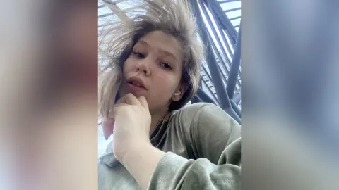 VioletaDepp — Simple Ann