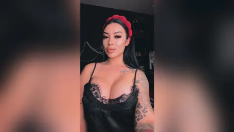 VanessaColby — 💋 Temptation