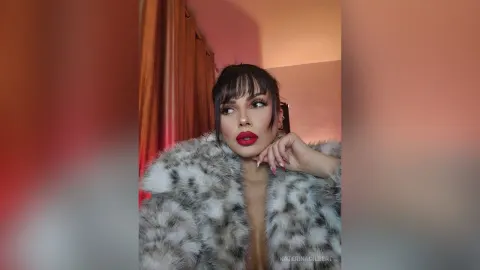 KaterinaGilbert — Selfies