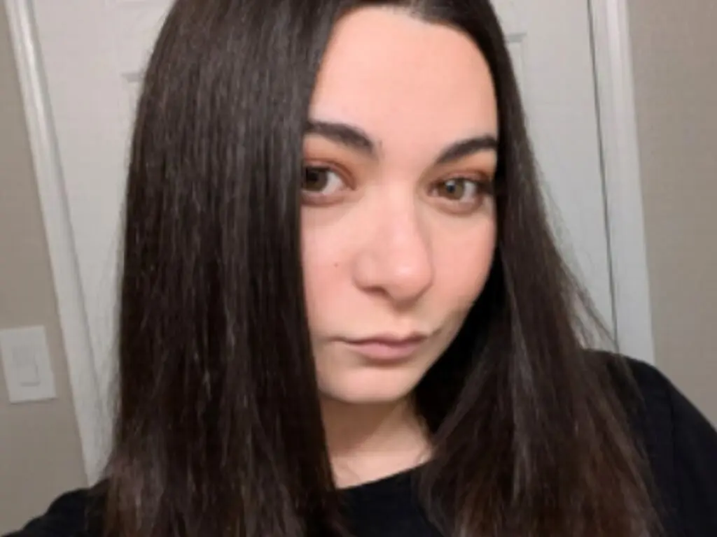 SashaMaroon