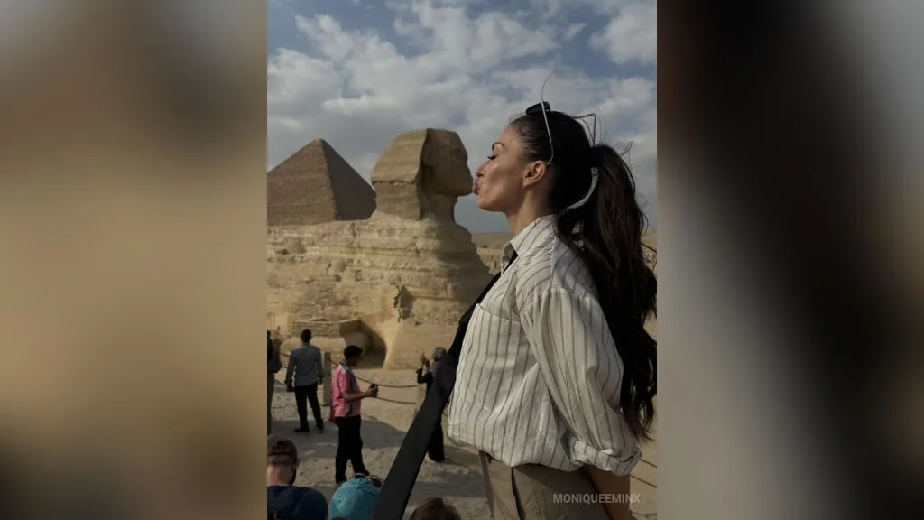 MoniqueeMinx — Goddess in vacay