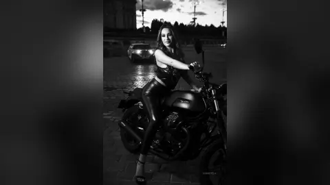 AudreyEla — In the middle of the night..