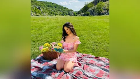 IrisOwen — 🍉🍇