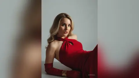 Kendall — Glamorous Girl