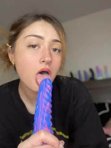 MaddyMartinez — Streamate Photos