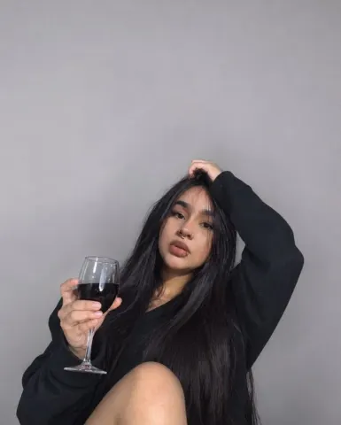 Kim_Venturi19 — Streamate Photos