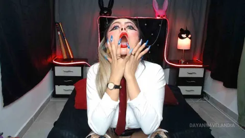 DayannaVelandia — hot secretary