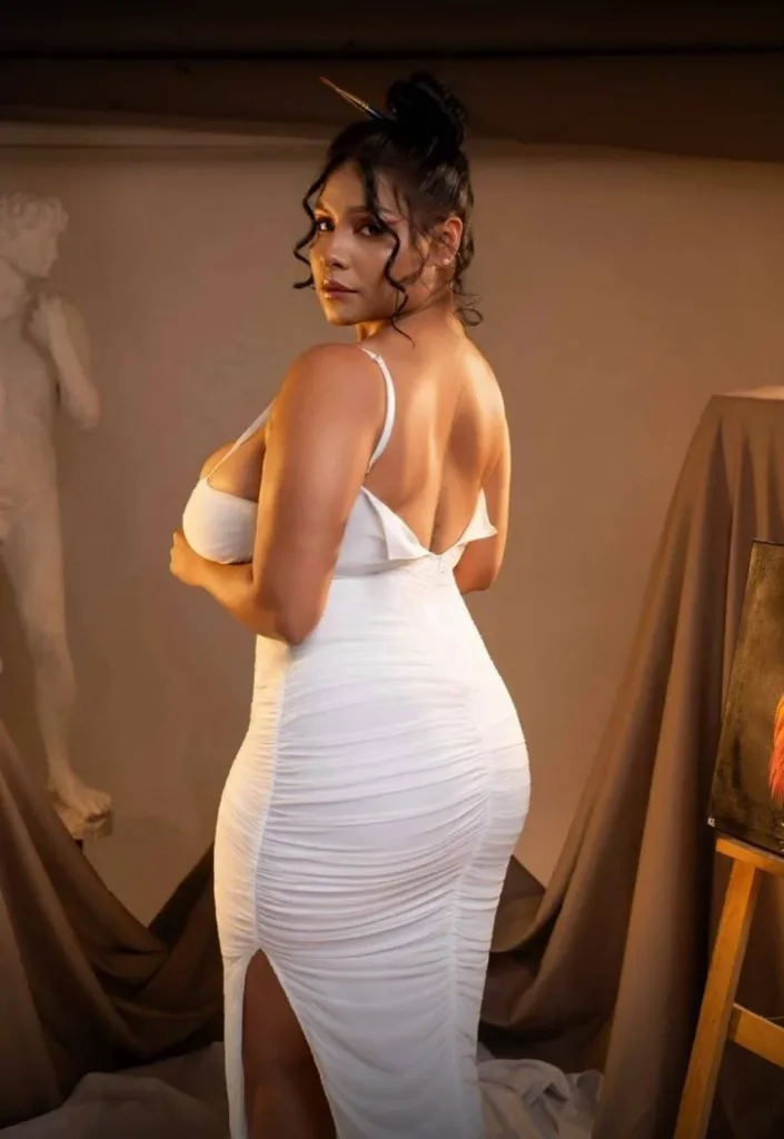 Megan_hugeboobs — Streamate Photos