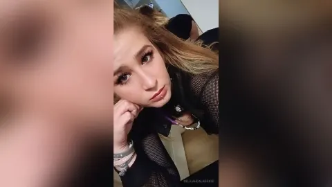 DelilahCalabrese — Free Content