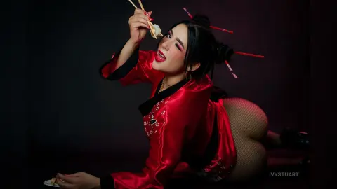 IvyStuart — Halloween🔥