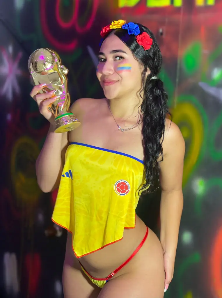 camila_velvet — Streamate Photos