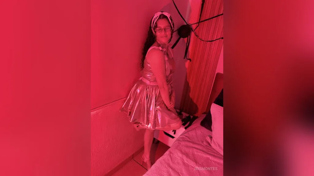 IrisMontes — kiss me please new outfit