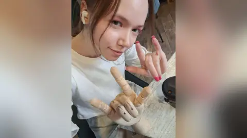 PollyPower — perfect cutie😊