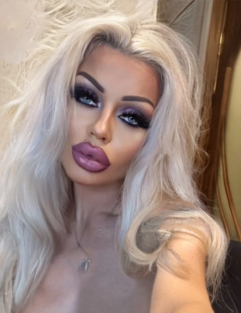 Roxxxy_Royce